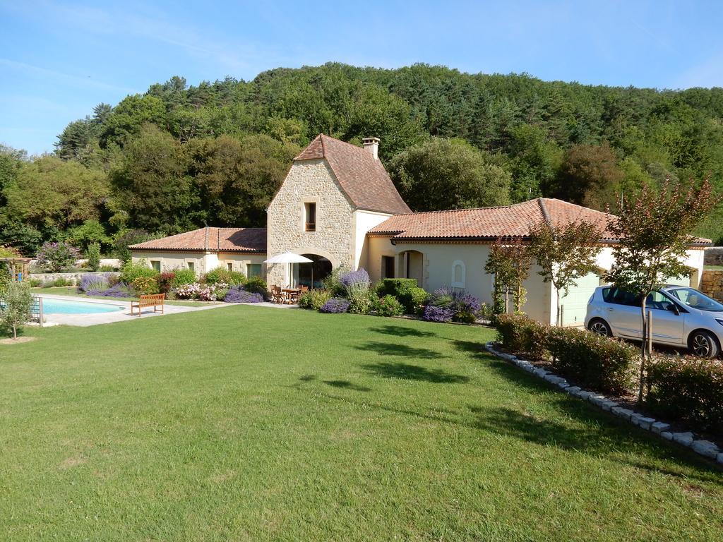 Le Hibou Heureux Bed & Breakfast Bezenac Exterior photo